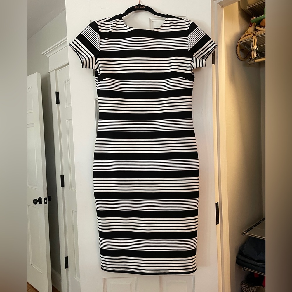 Black and white Bodycon size XL, never worn